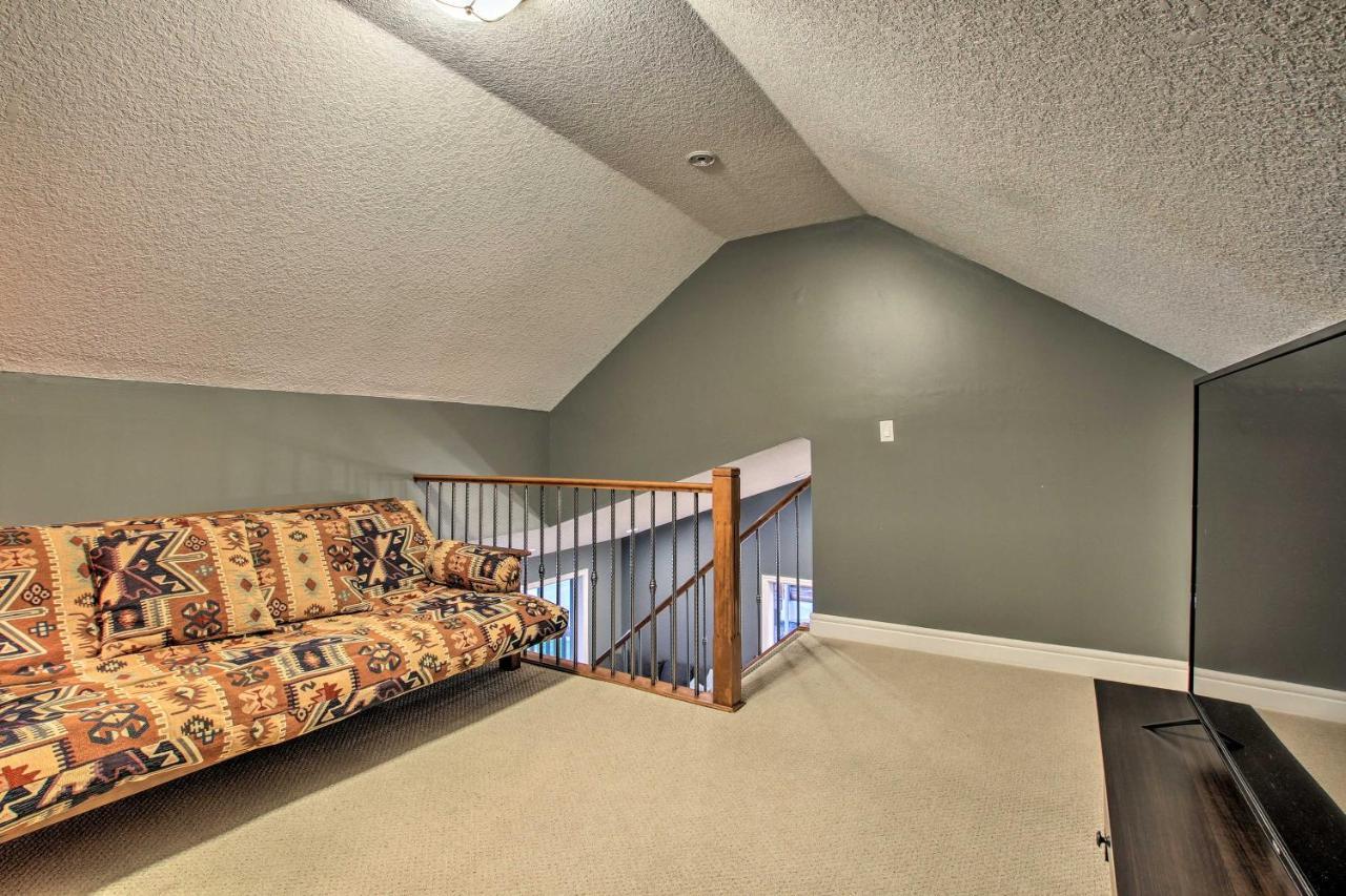 הוילה Pine Lake Whispering Pines Cabin With Pool, Lake And Golf Access! מראה חיצוני תמונה